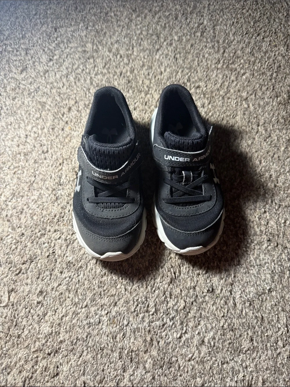 Under Armour black under